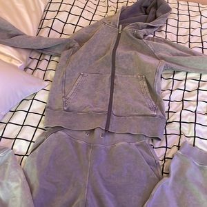 size 4 lululemon set